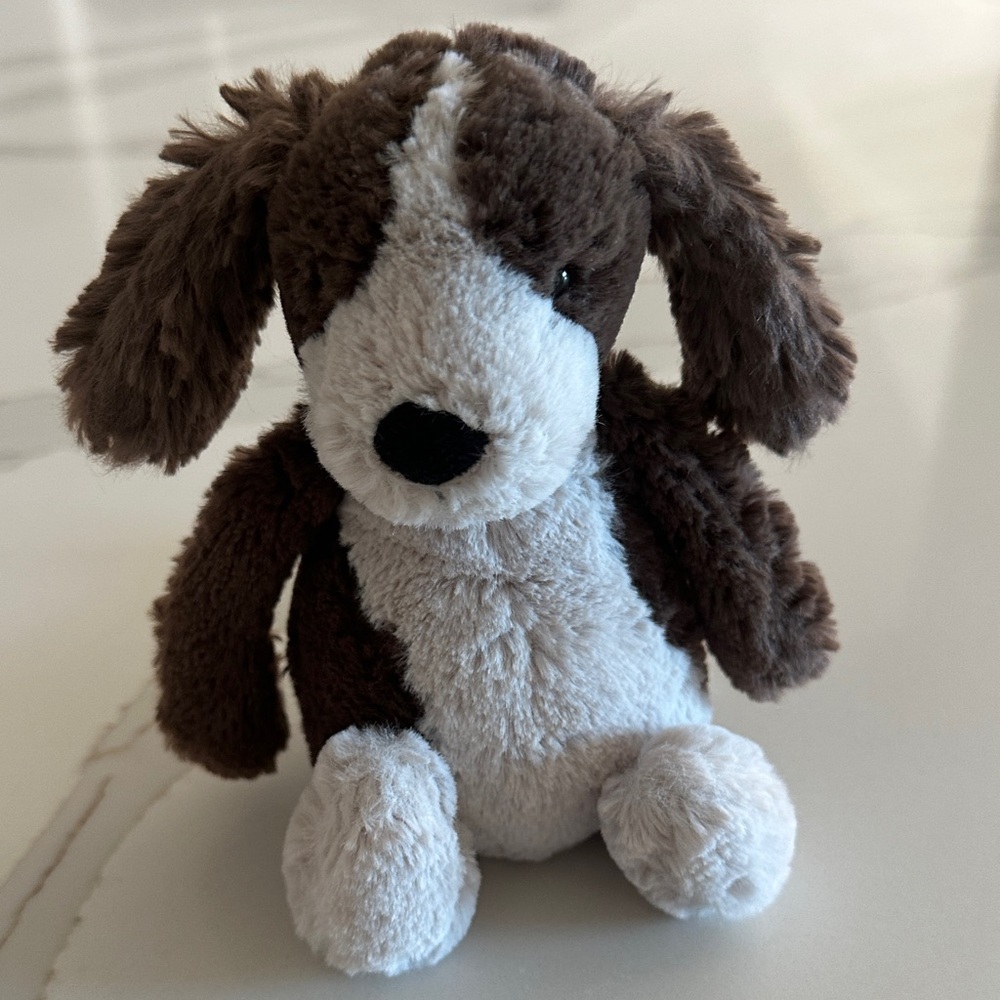 Jellycat Fluffy Dog Toy - Brown and White